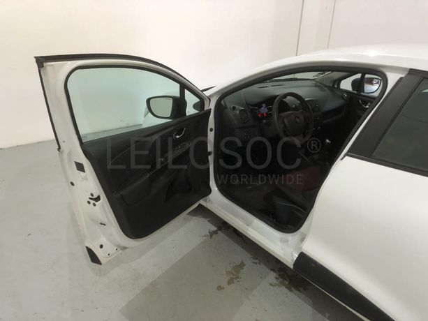 Renault Clio · Ano 2013