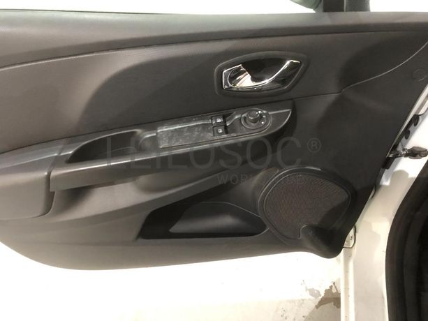 Renault Clio · Ano 2013