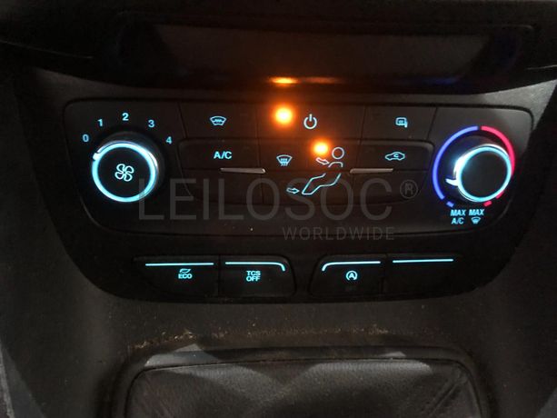 Ford Transit Connect 1.5 TDCI · Ano 2021