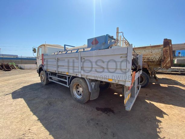 Camião Basculante 26 T (4X2)
