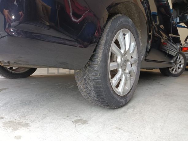 Opel Zafira 1.9 CDTI · Ano 2006