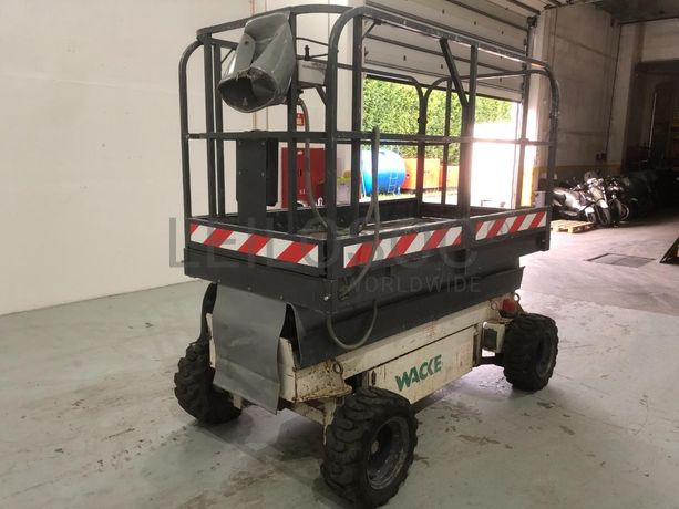 Plataforma Elevatória Airo SF 820