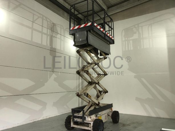 Plataforma Elevatória Airo SF 820