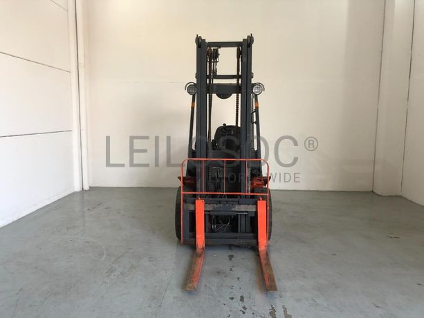 Empilhador Nissan 3.000kg