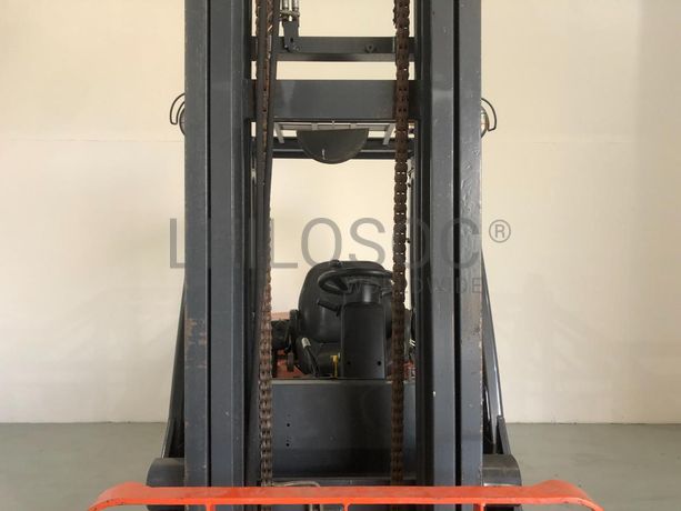 Empilhador Nissan 3.000kg