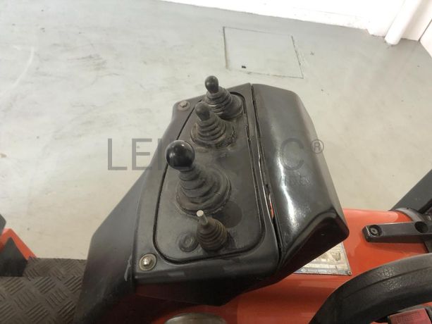 Empilhador Nissan 3.000kg