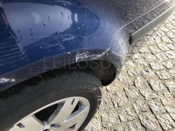 Volkswagen Passat 1.9 TDI · Ano 2004