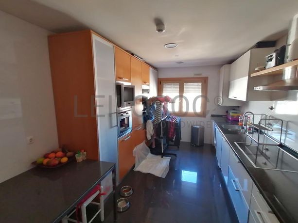 Apartamento T3 · Alfragide, Amadora