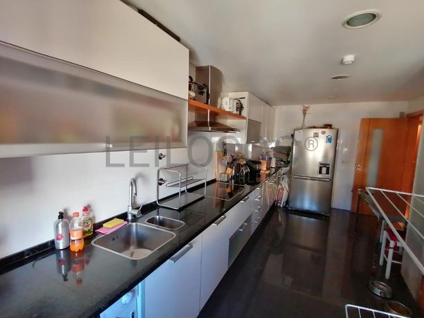 Apartamento T3 · Alfragide, Amadora