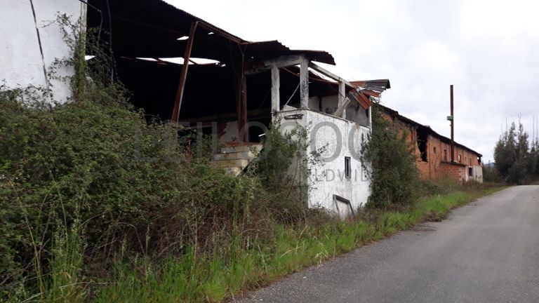 Pavilhão + Terreno · Penacova, Coimbra