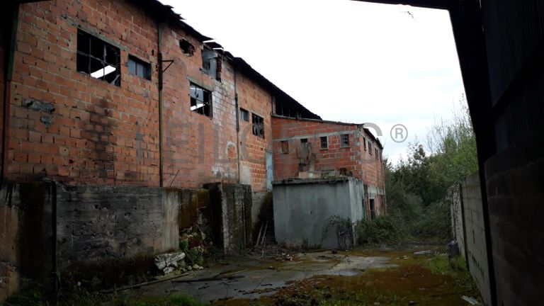 Pavilhão + Terreno · Penacova, Coimbra