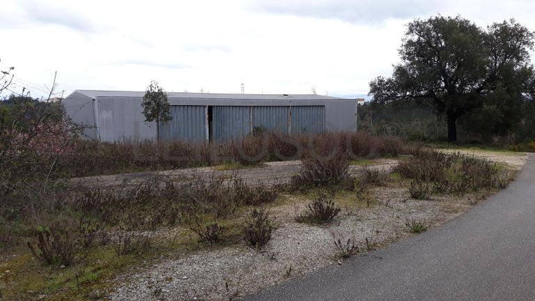 Pavilhão + Terreno · Penacova, Coimbra