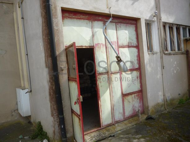 LEILÃO SUSPENSO · Armazém · Santo Tirso