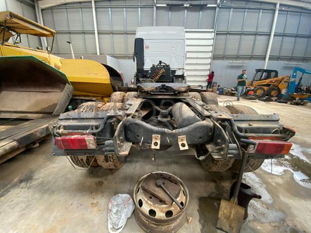 Camião Worker 31.320 (6X4)