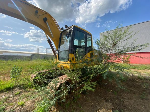 Escavadora Komatsu PC 160LC-7K