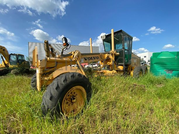 Motoniveladora Volvo 710 B