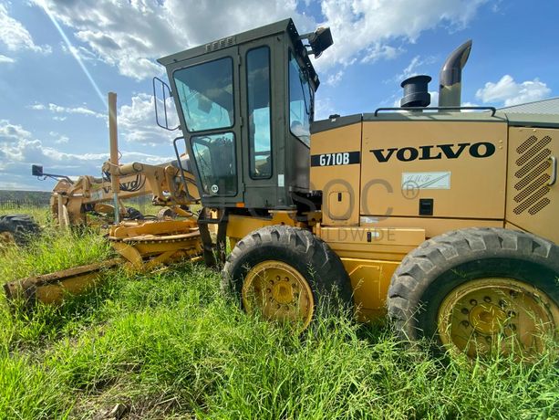 Motoniveladora Volvo 710 B