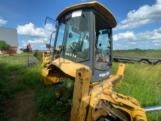 Retroescavadora Komatsu