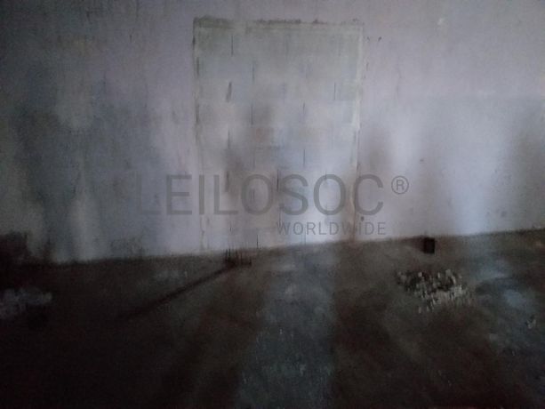 Armazém · Equipamento Diverso · Santo Tirso