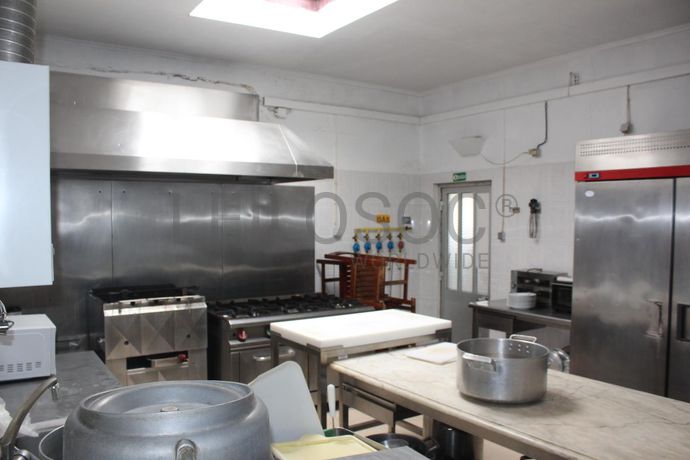 Edifício · Coruche