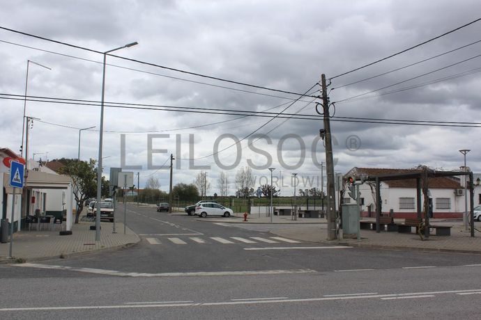 Edifício · Coruche