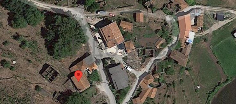 Proporção de 1/2 de Moradia V3 · Oliveira de Frades, Viseu