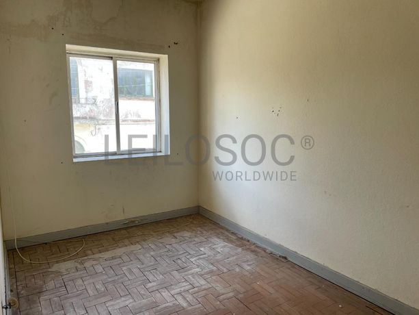 Edifício · Bustos · Oliveira do Bairro