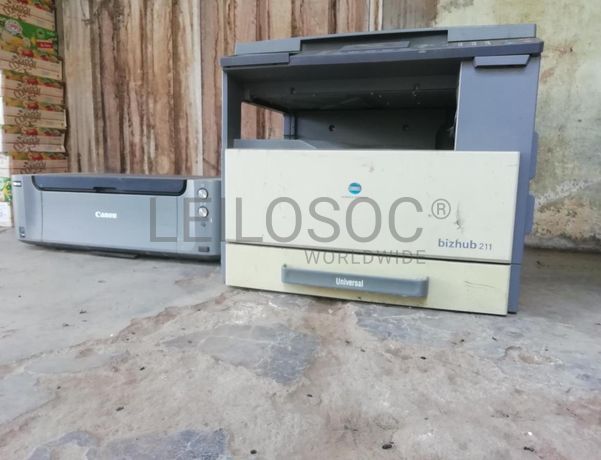 Material Informático ·