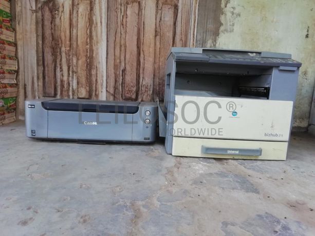 Material Informático ·