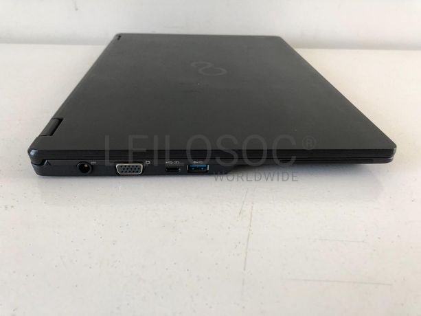 Portátil Fujitsu U747