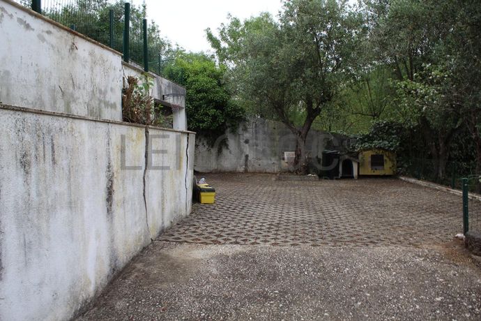 Moradia V3 · Loures