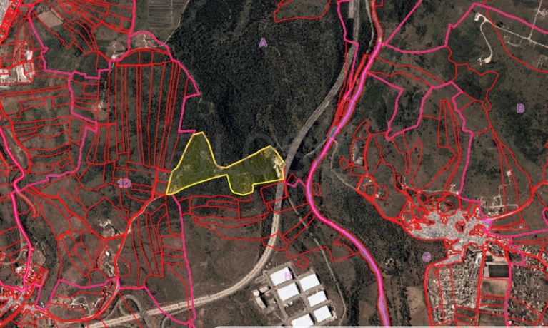 226/98720 de Terreno