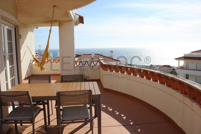 Penthouse T4 Duplex · Ericeira