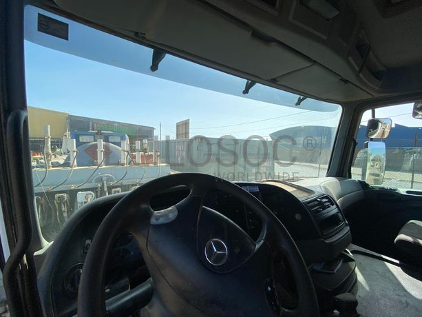 Camião Basculante 26 T (4X2)