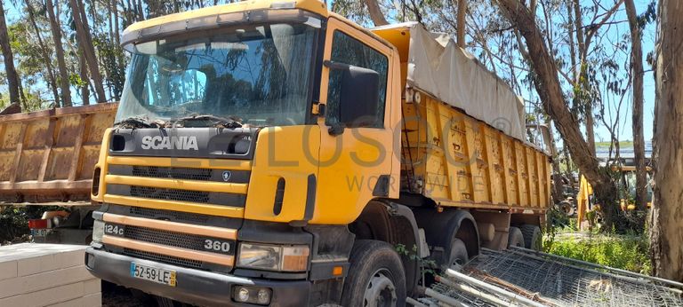 SCANIA 124CB 360