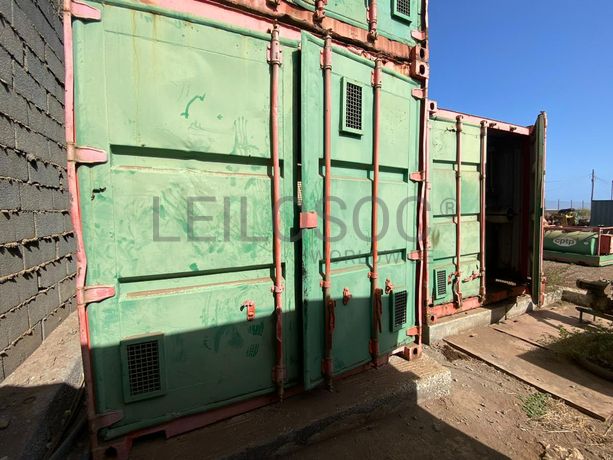 Contentor marítimo ·