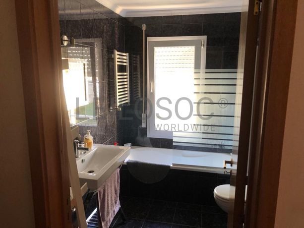 Apartamento T3 com Garagem · Vila Nova de Gaia