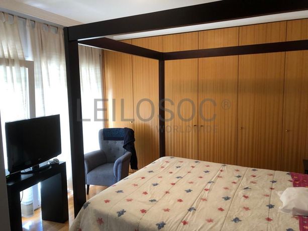 Apartamento T3 com Garagem · Vila Nova de Gaia