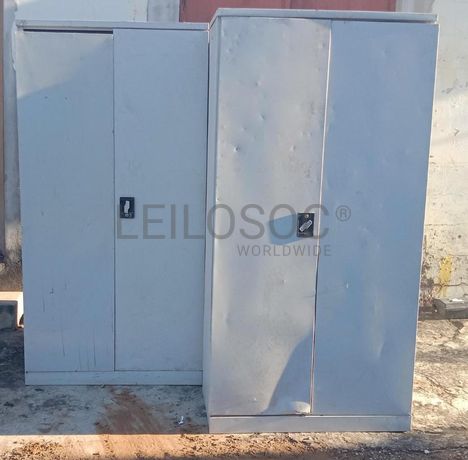 Mobiliário de escritório ·