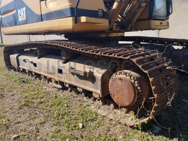 Giratória Caterpillar ·