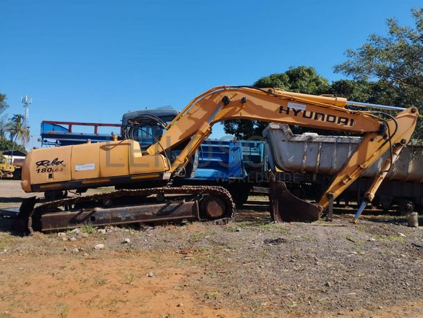 Giratória HYUNDAI ·