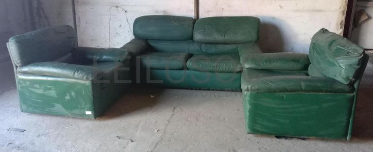 Mobiliário de escritório ·