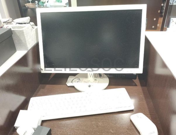 Material Informático de Loja