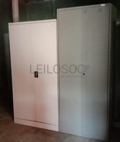 Mobiliário de escritório ·