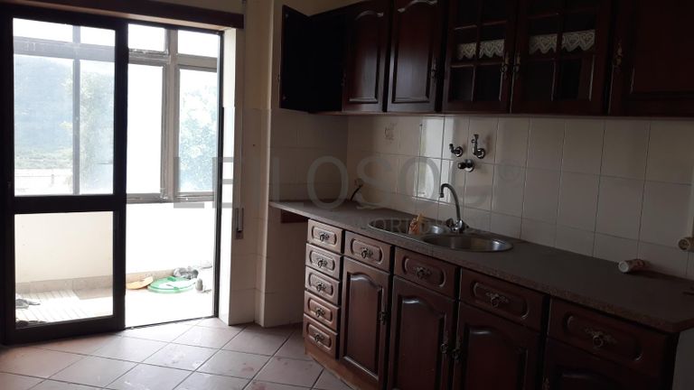 Apartamento T2 · Porto de Mós