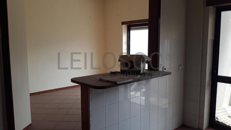 Apartamento T2 · Porto de Mós