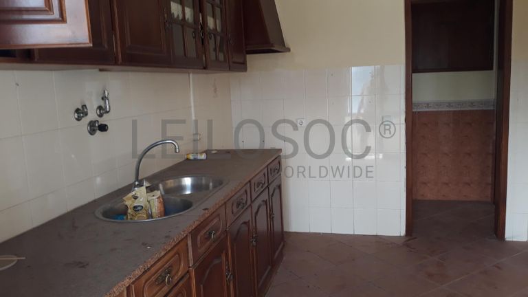 Apartamento T2 · Porto de Mós