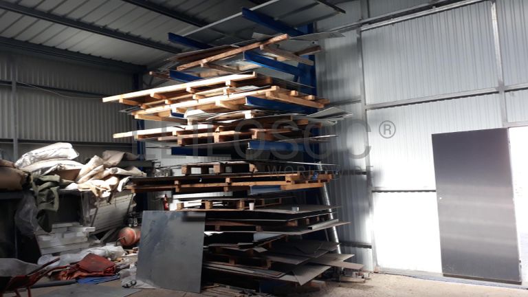 Matérias primas · Estante