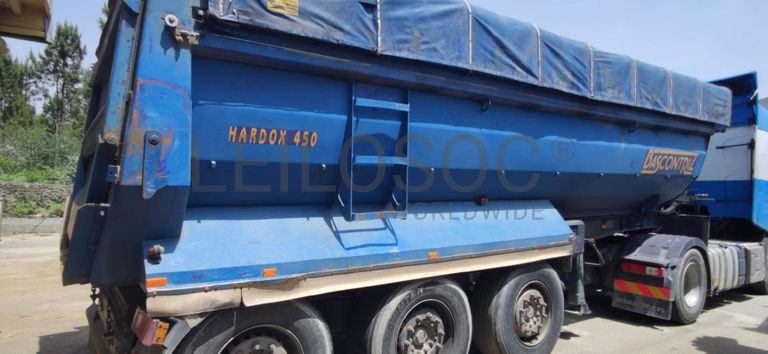 Reboque porta inertes