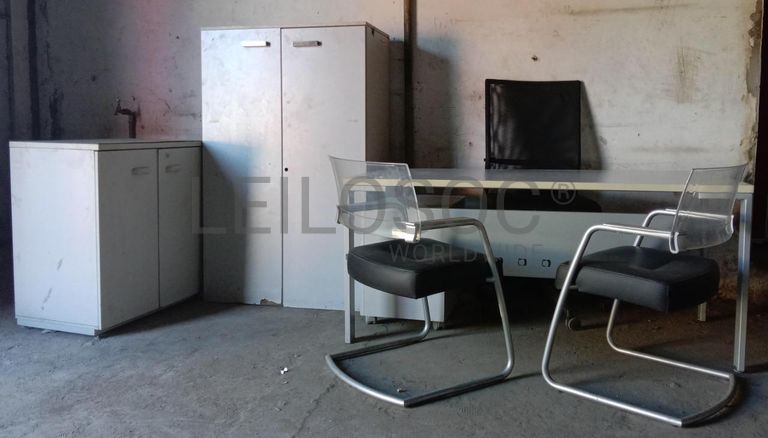 Mobiliário de escritório ·